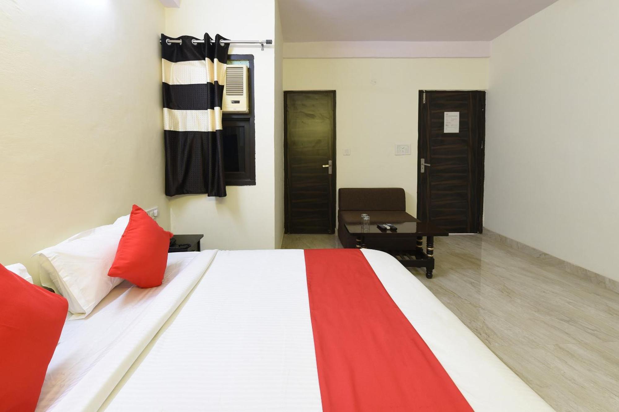 Hotel O Club Residency نيودلهي المظهر الخارجي الصورة