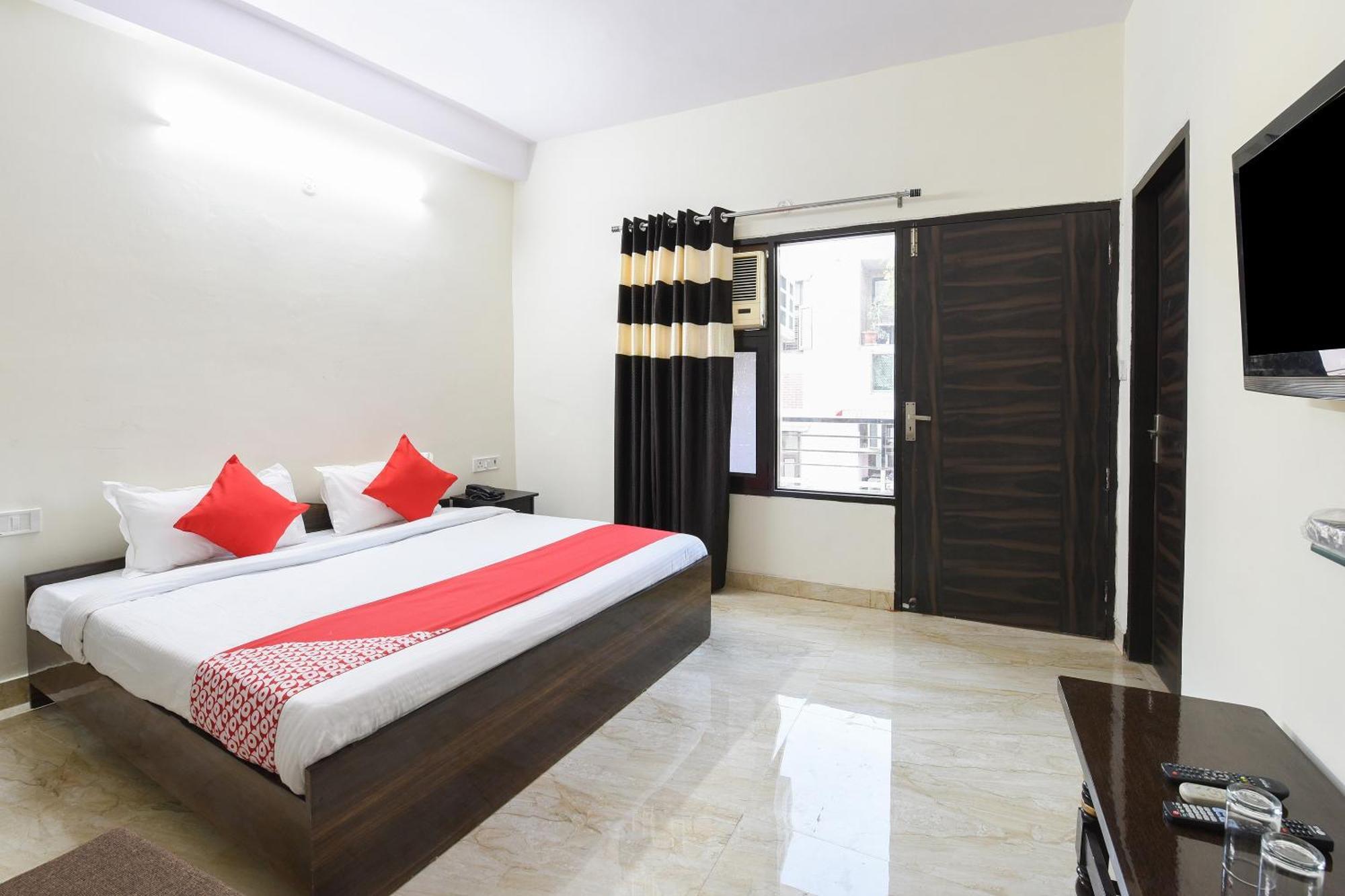 Hotel O Club Residency نيودلهي المظهر الخارجي الصورة